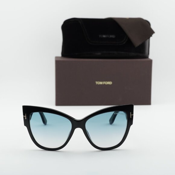 Tom Ford Anoushka FT0371 01B Sunglasses Shiny Black Cat Eye Frame, Grey Lenses main image 9